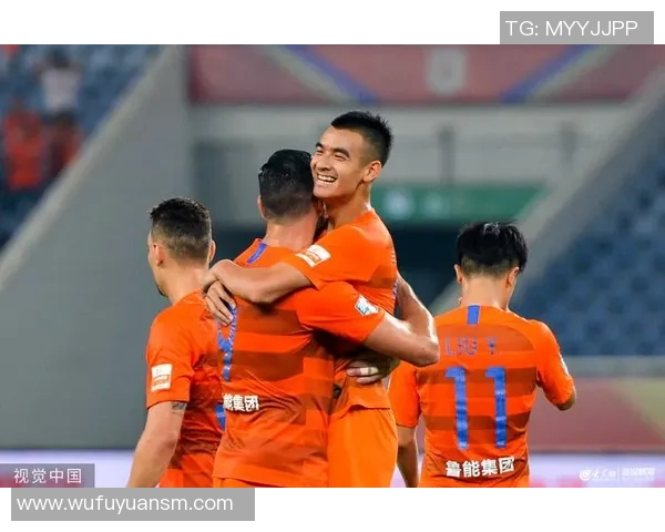 山东鲁能与上海上港精彩对决全场回放及赛后精彩点评分析